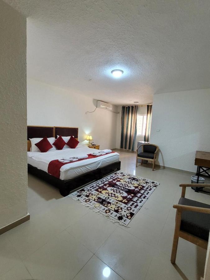 וואדי מוסא Petra Mountain Hotel מראה חיצוני תמונה